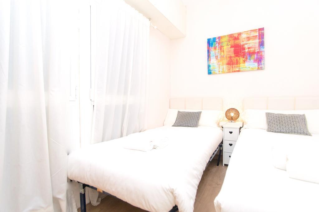 Apartment Bright Sagrada Familia Barcelona Rum bild